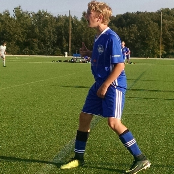 Meet your Posher, Harry - Picture 1 of 1