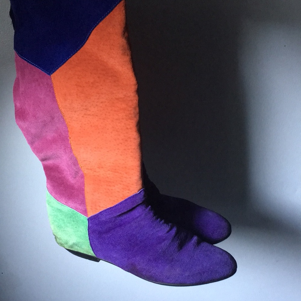 Last Chance Suede Passport boot