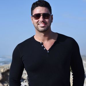 Meet your Posher, Glenn