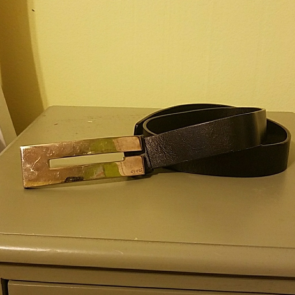 Gucci black belt