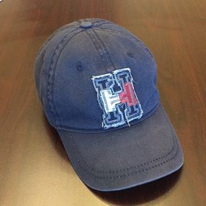 Tommy Hilfiger Distressed Logo Velcro Strap Cap