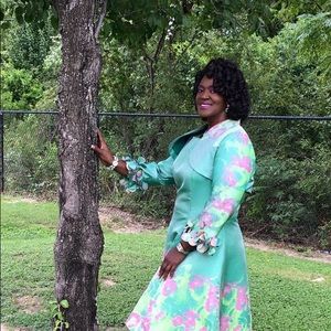 Meet your Posher, Valda