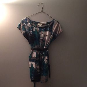 Kimchi & Blue art shirt