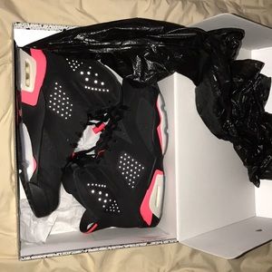 Jordan 6's Black Infrared - 100% Authentic