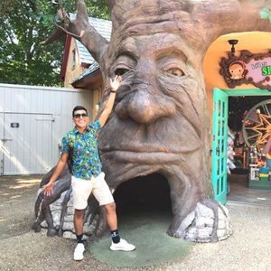 Meet your Posher, Eric