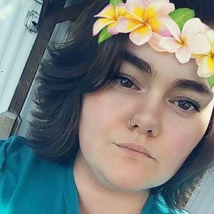 Meet your Posher, Kendra