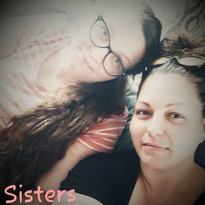 Meet your Posher, Dena