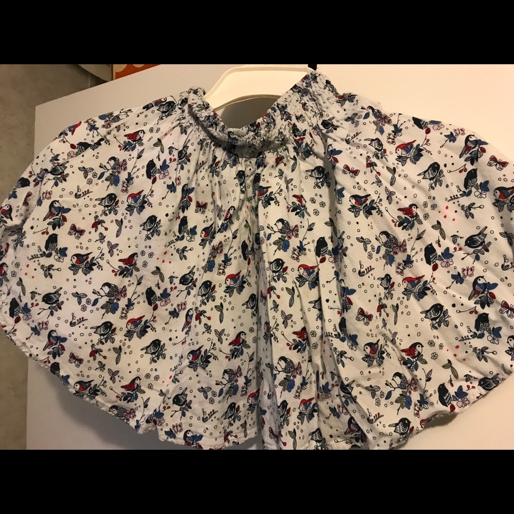 H&M girls bird skirt. So cute.