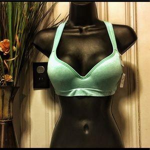 🦄Jessica Simpson Sports Bra 🎀