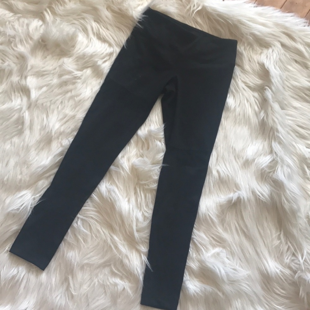 NWOT mesh yoga leggings