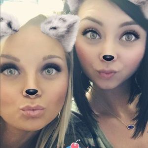 Meet your Posher, Carly