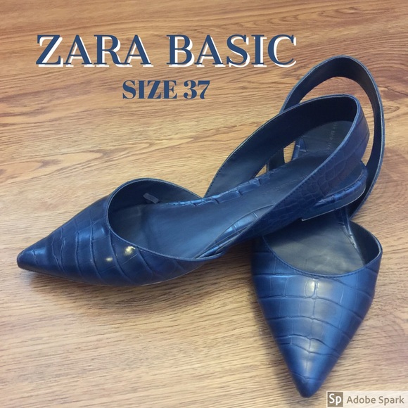 Zara Basic navy blue snakeskin flats (size 37) Zara Basic navy blue snakeskin flats (size 37)