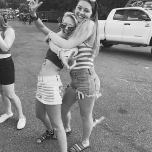 Meet your Posher, Alyssa