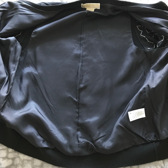 Michael Kors- top Size S 💐 - Picture 7 of 8