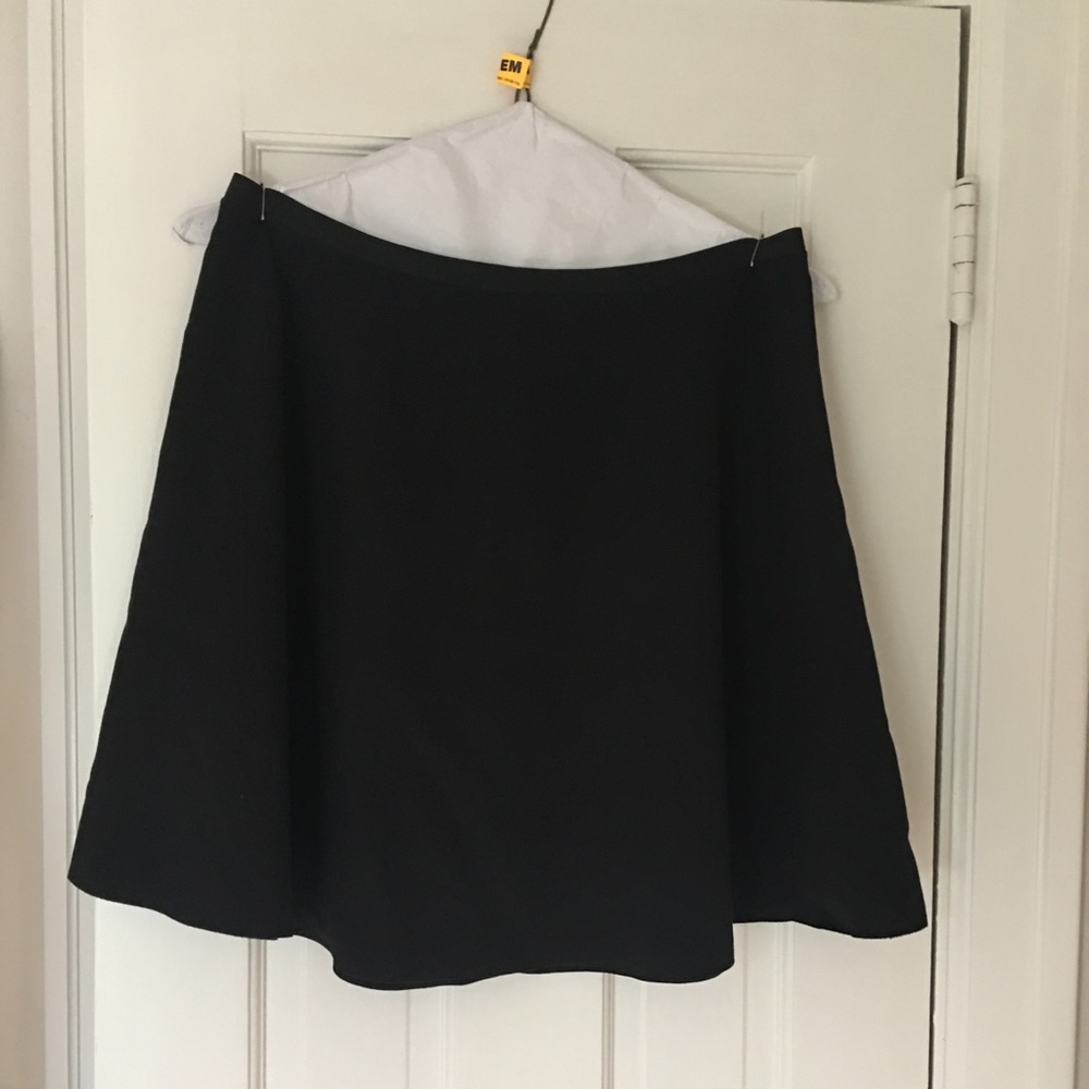T Tahari Skirt