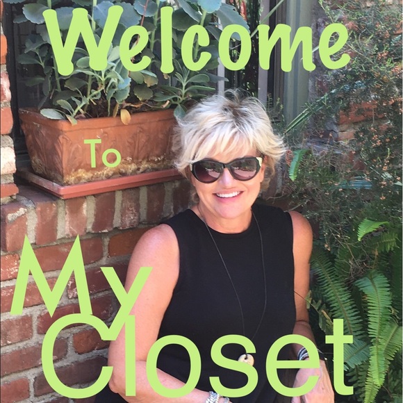 Meet your Posher, Lisa - Picture 4 of 4