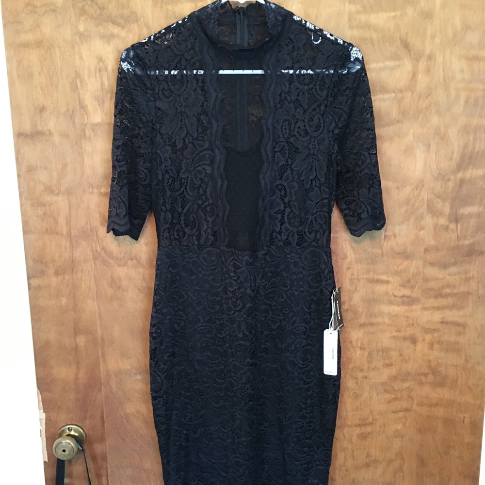 Lil lacy black dress