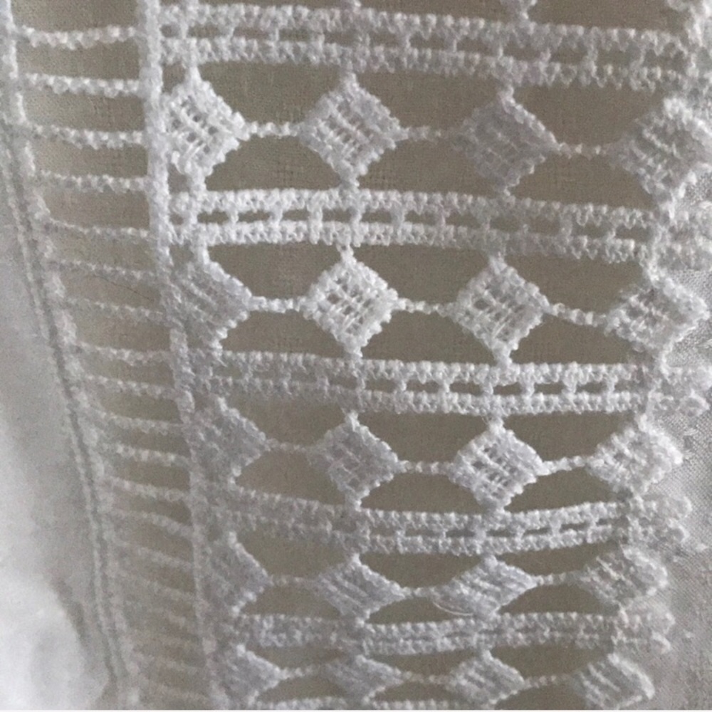 ✅ sale ✅Pretty white eyelet coverup