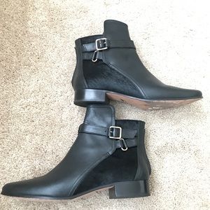 MAKE ME AN OFFER: cute flat booties