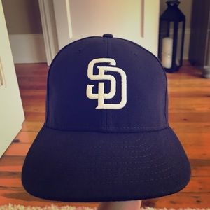 New Era 7 1/8 navy blue San Diego fitted hat