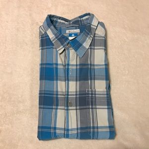Columbia SS button down casual shirt