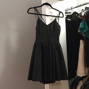 Criss cross backless dress