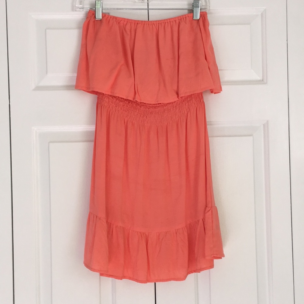 Strapless dress