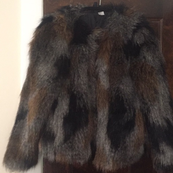 H&M Jackets & Blazers - H&M Calico faux fur coat