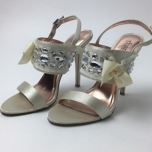 STUNNING ✨ Charles by Charles Davis Formal Heels