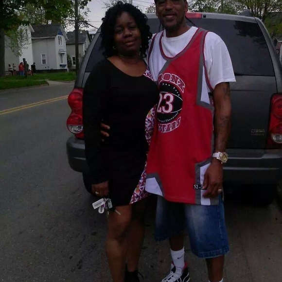 Meet your Posher, Annette - Picture 1 of 1