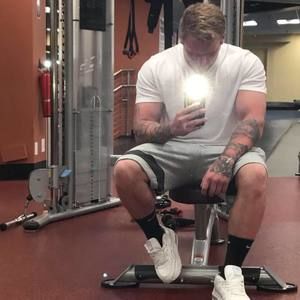 Meet your Posher, Ross