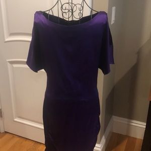 Beautiful Alice & Olivia purple silk dress