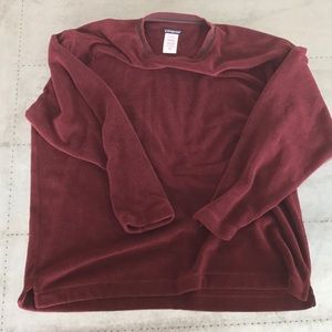 Patagonia Men's fleece shirt. Excellent condition.