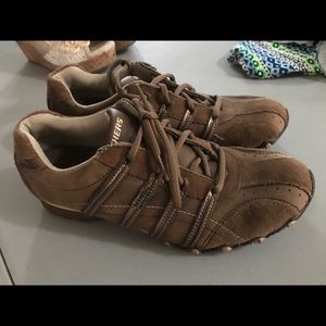 Sketchers size 9...new