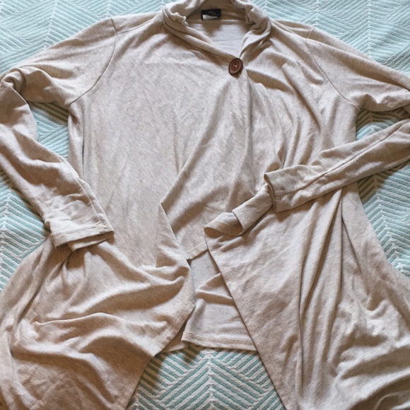 bobeau Sweaters - Bobeau super soft oatmeal drapey cardigan, large