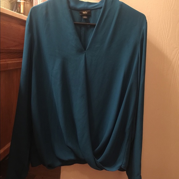 Mossimo Supply Co. Tops - Mossimo long sleeve blouse