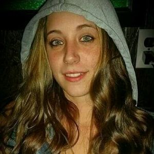 Meet your Posher, Alexandra