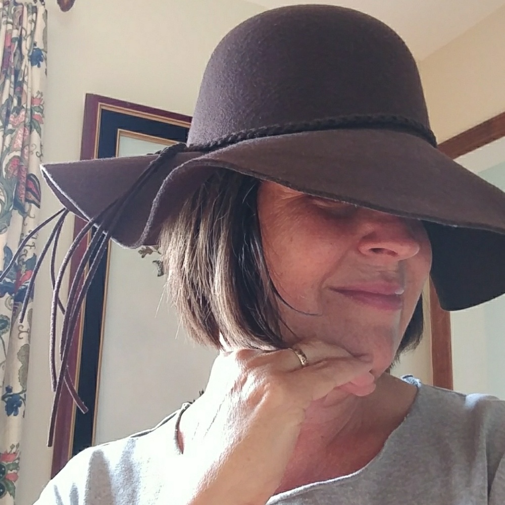 Boho new floppy brim hat