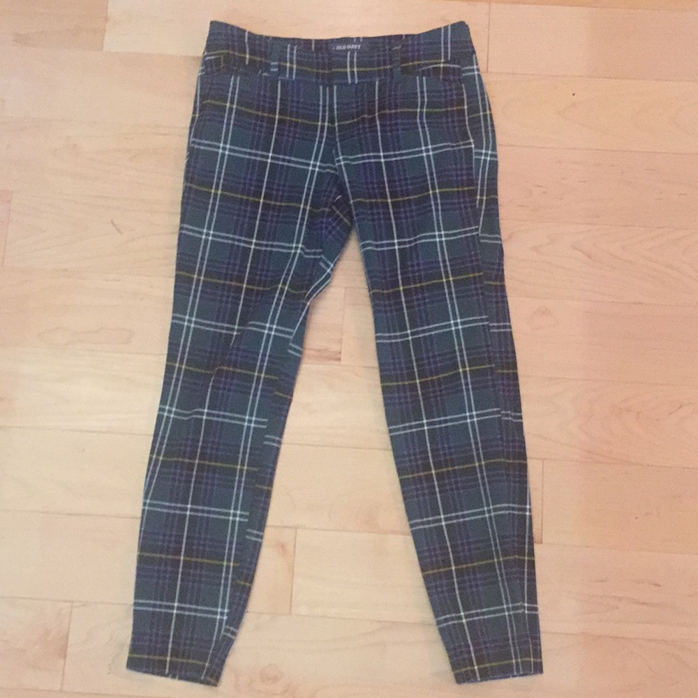 Old Navy Pixie Pants (ankle length), size 2 Petite