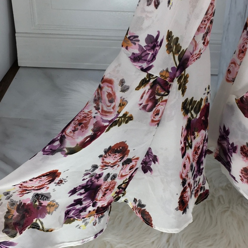 Nasty Girl Mechella Floral Romper Ruffle & sleeves - Picture 4 of 7