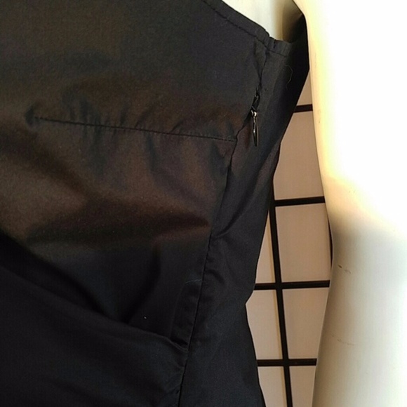 Women's Sleeveless Wrap Tank Size M - Picture 4 of 8