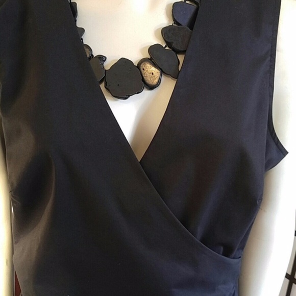 Women's Sleeveless Wrap Tank Size M - Picture 6 of 8