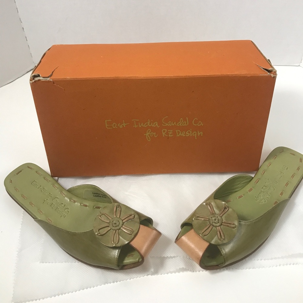 East Indian sandal co. Flats super cute in green