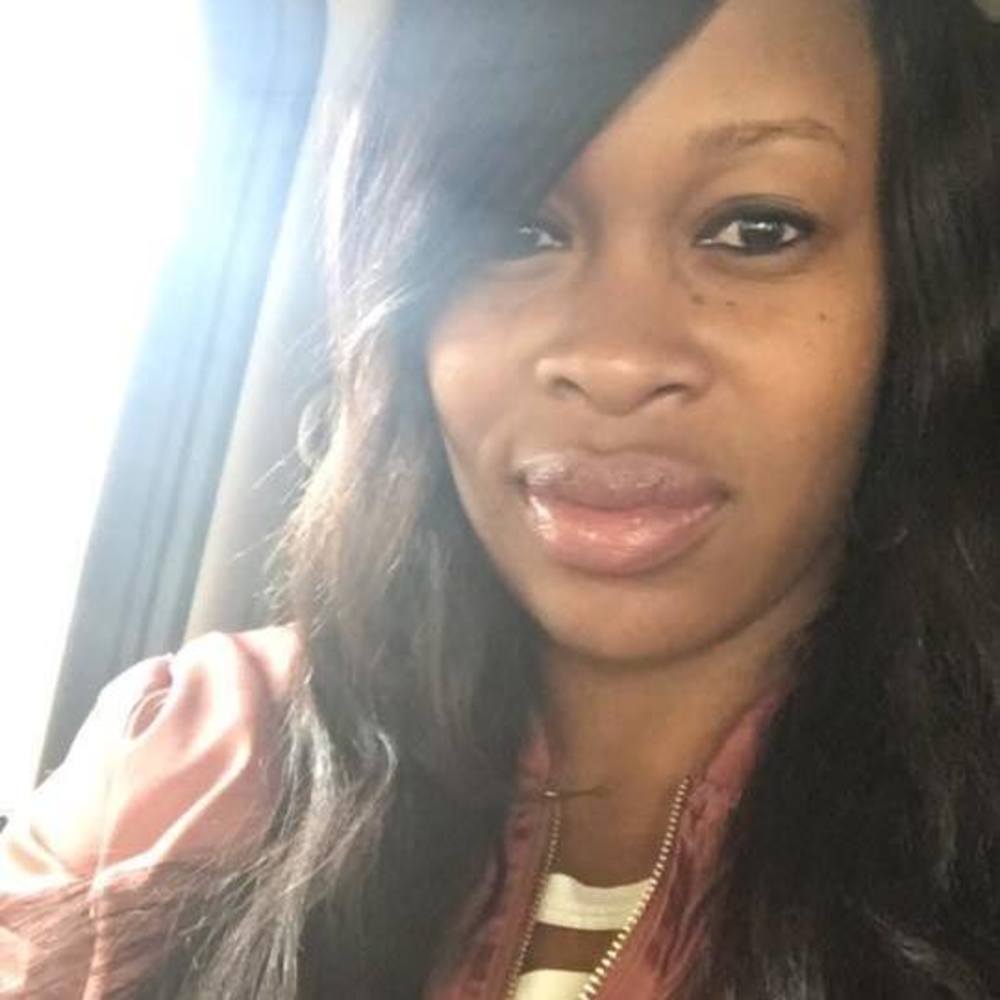 Meet your Posher, Clarcinda