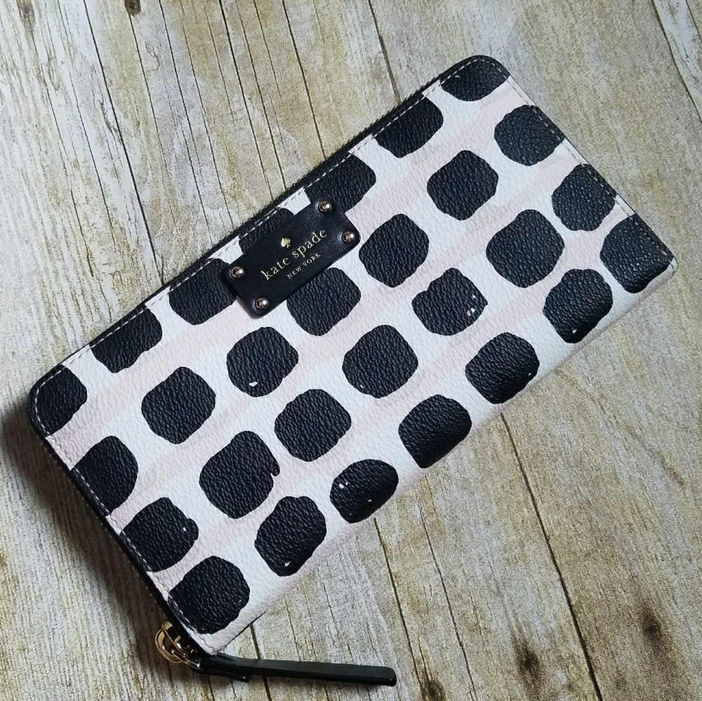 Kate Spade Lines and Blocks Wallet