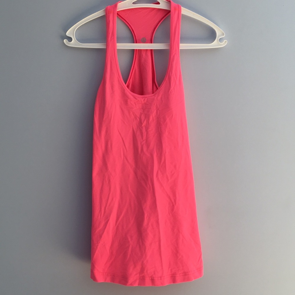 Lululemon workout top