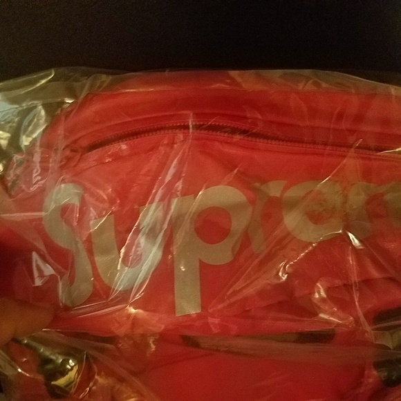 Supreme backpack - Picture 3 of 3