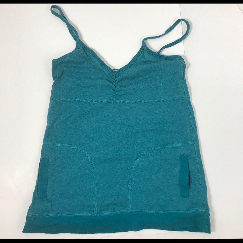 🐱OP brand small blue tank with pockets