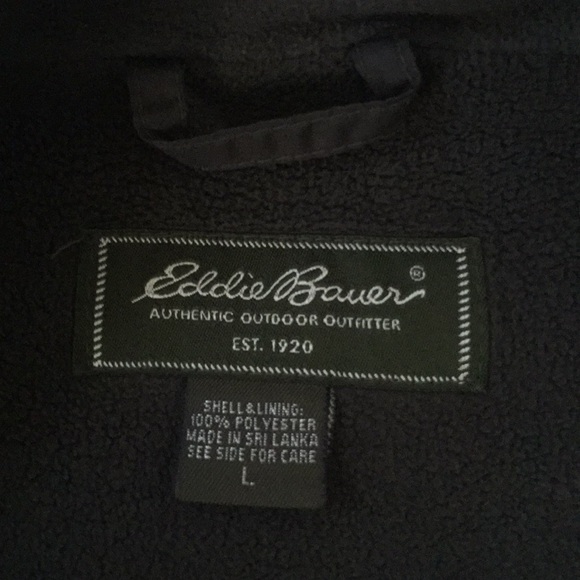 ✅EDDIE BAUER JACKET✅ - Picture 3 of 8