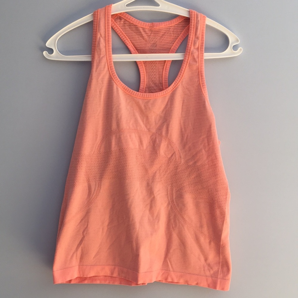 Lululemon workout too